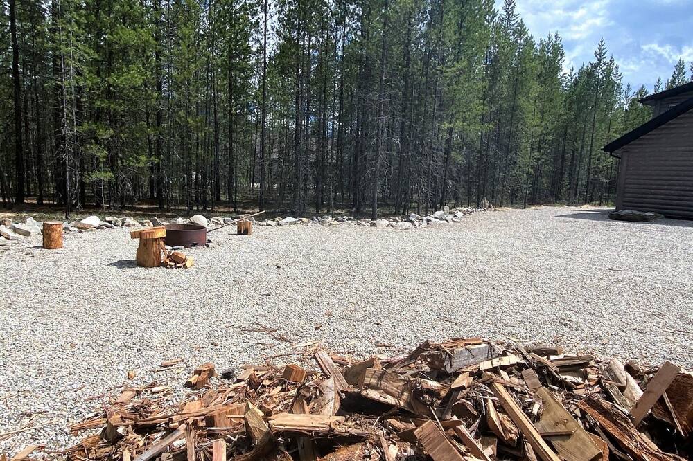 Photo of Others in Valemount