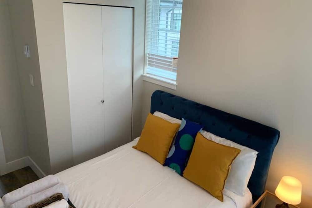 Photo of Bedroom in Burnaby