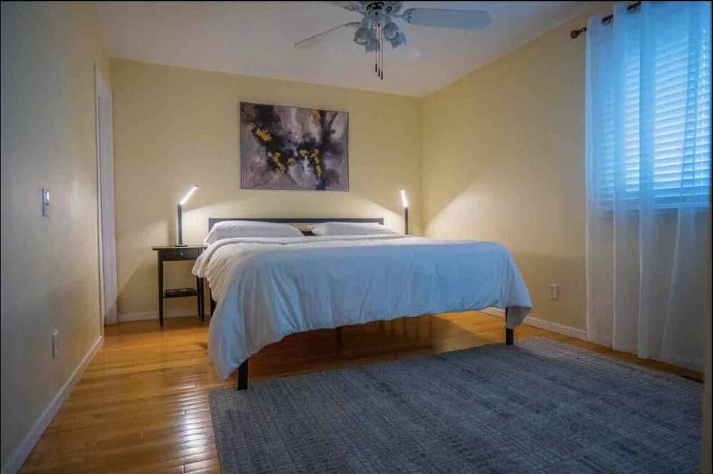 Photo of Bedroom in West Edmonton