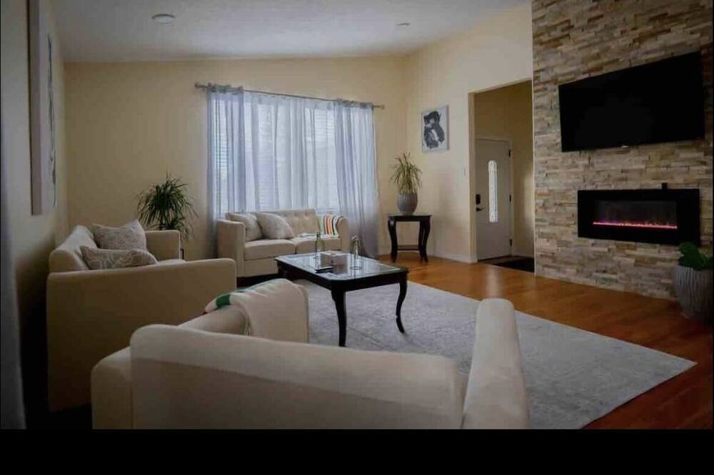 Photo of Bedroom in West Edmonton