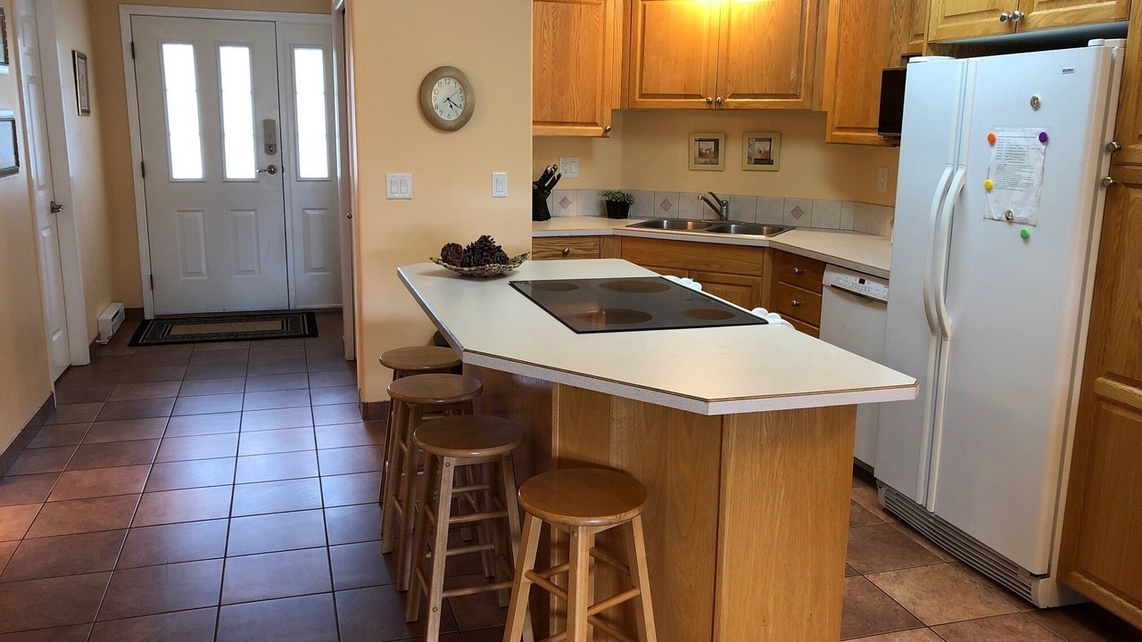 Photo of Kitchen in Okanagan-Similkameen
