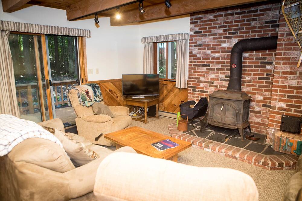 Photo of Livingroom in Bartlett