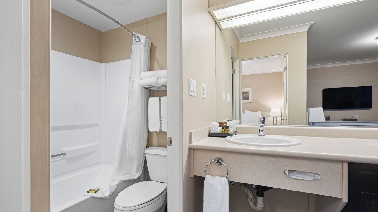 Photo of Bathroom in Trail