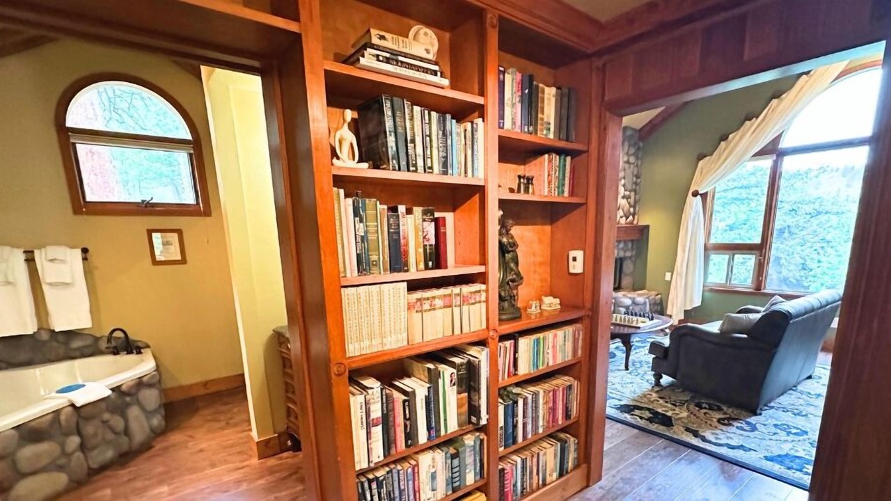 Photo of Livingroom in Estes Park