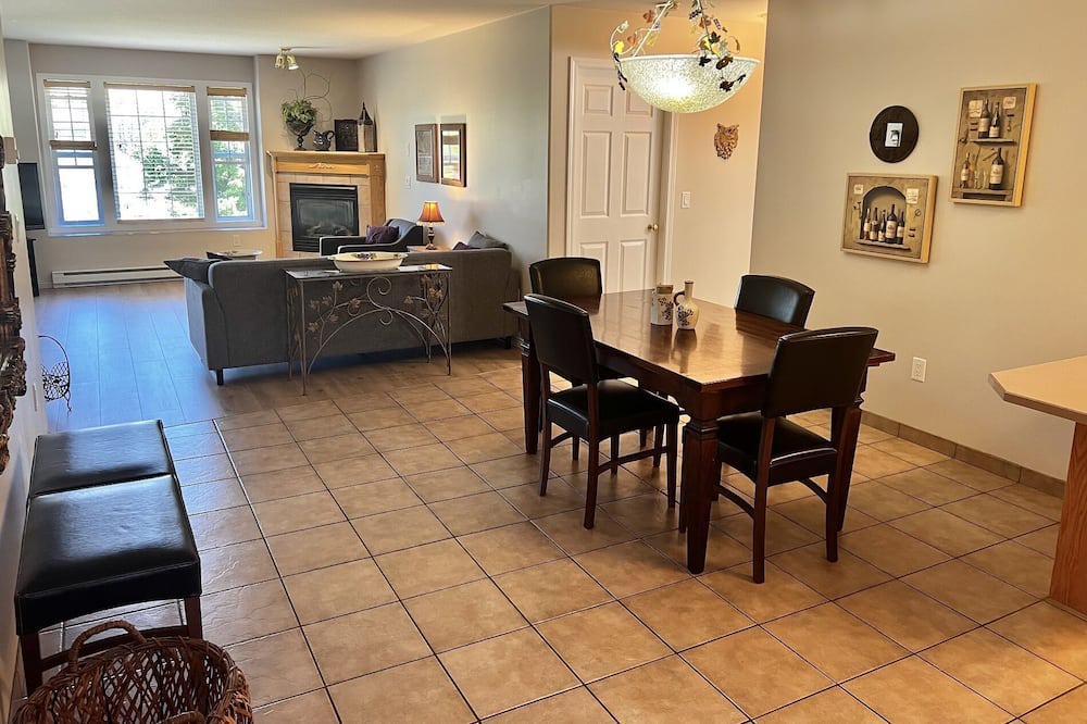 Photo of Kitchen in Okanagan-Similkameen
