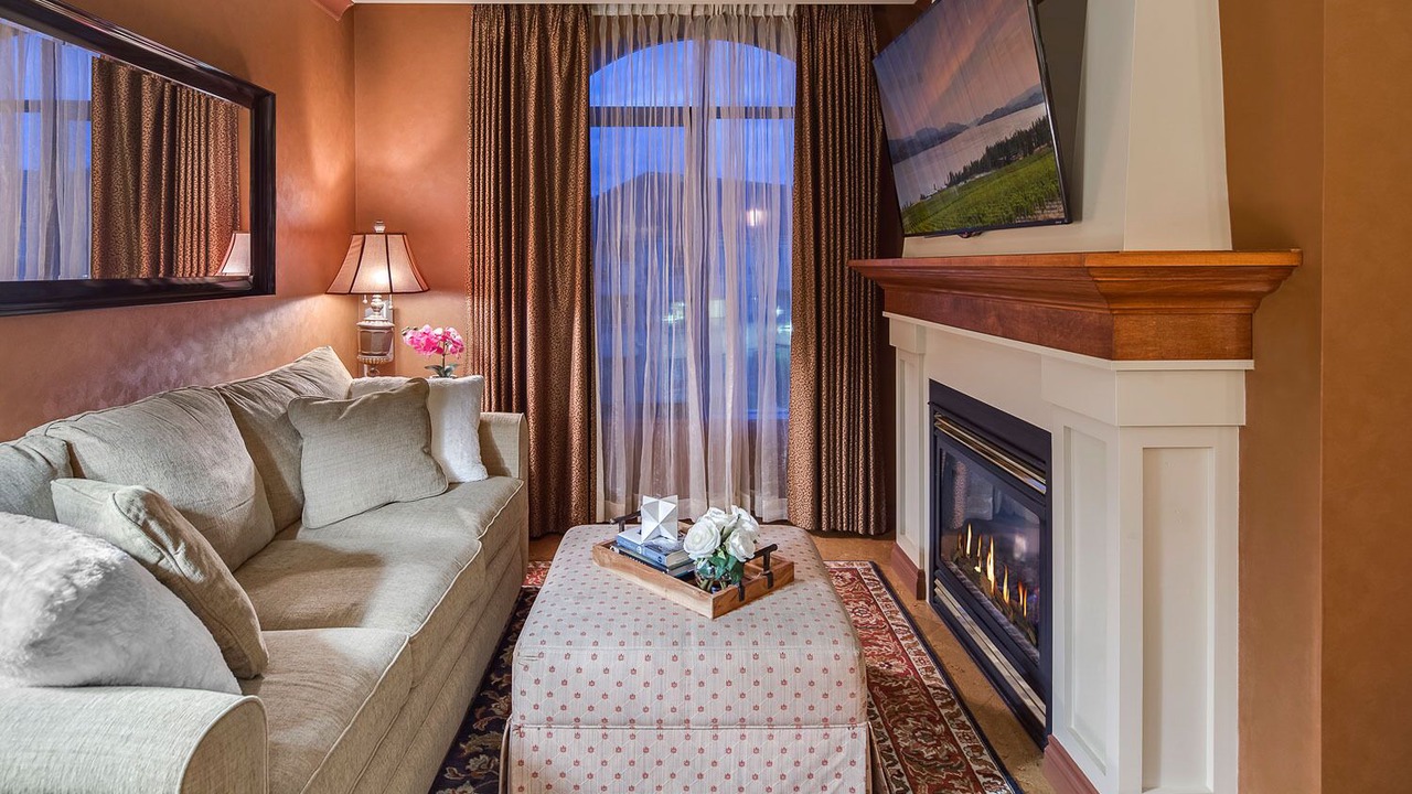 Photo of Livingroom in Kelowna Central Business District