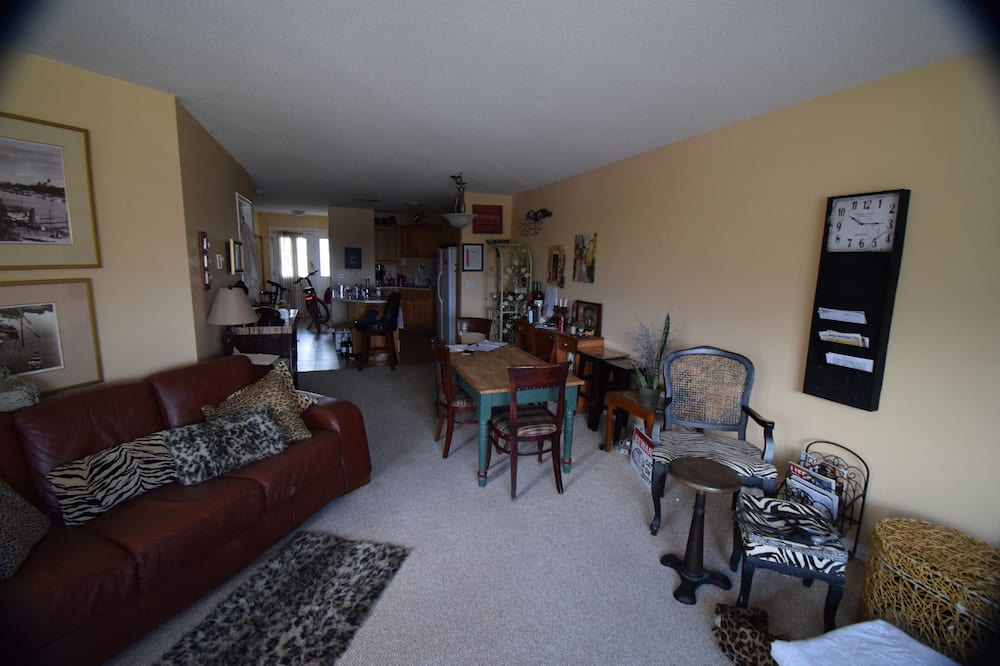Photo of Livingroom in Okanagan-Similkameen