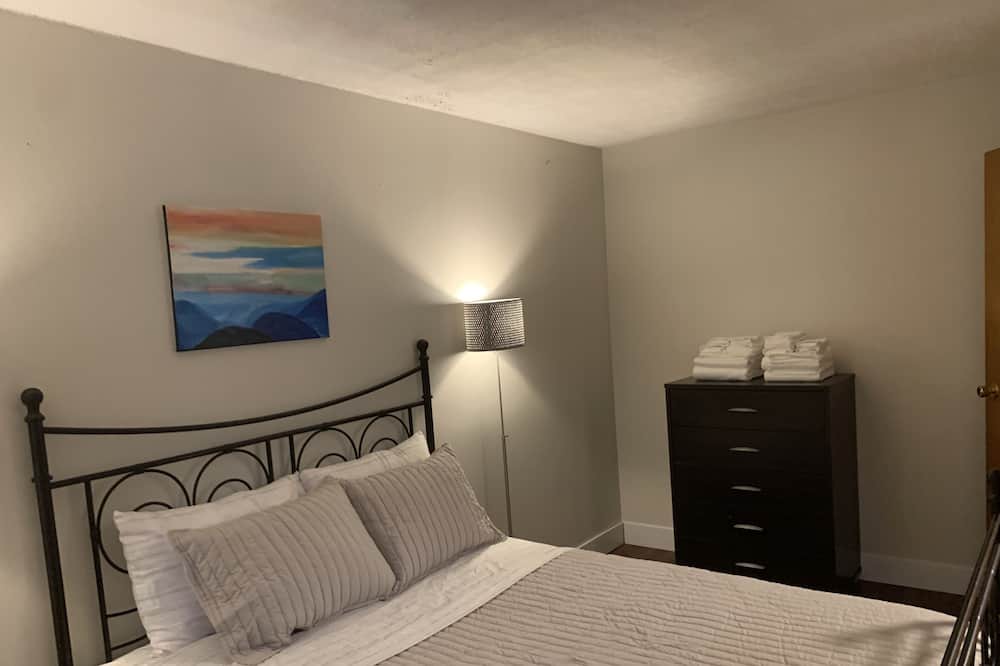 Photo of Bedroom in Christina Lake