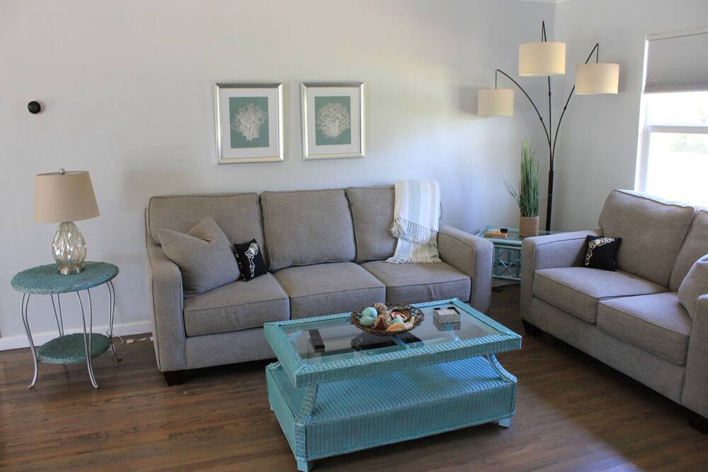 Photo of Livingroom in Southside