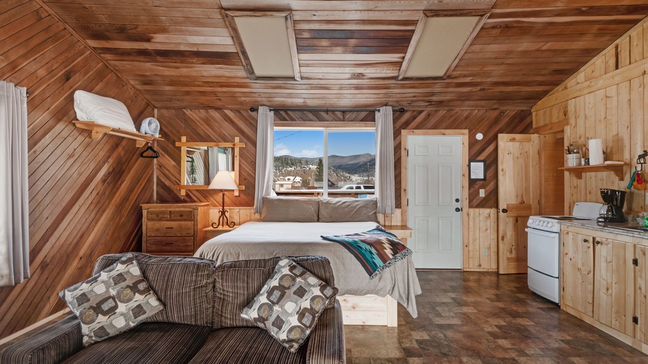 Photo of Livingroom in South Fork