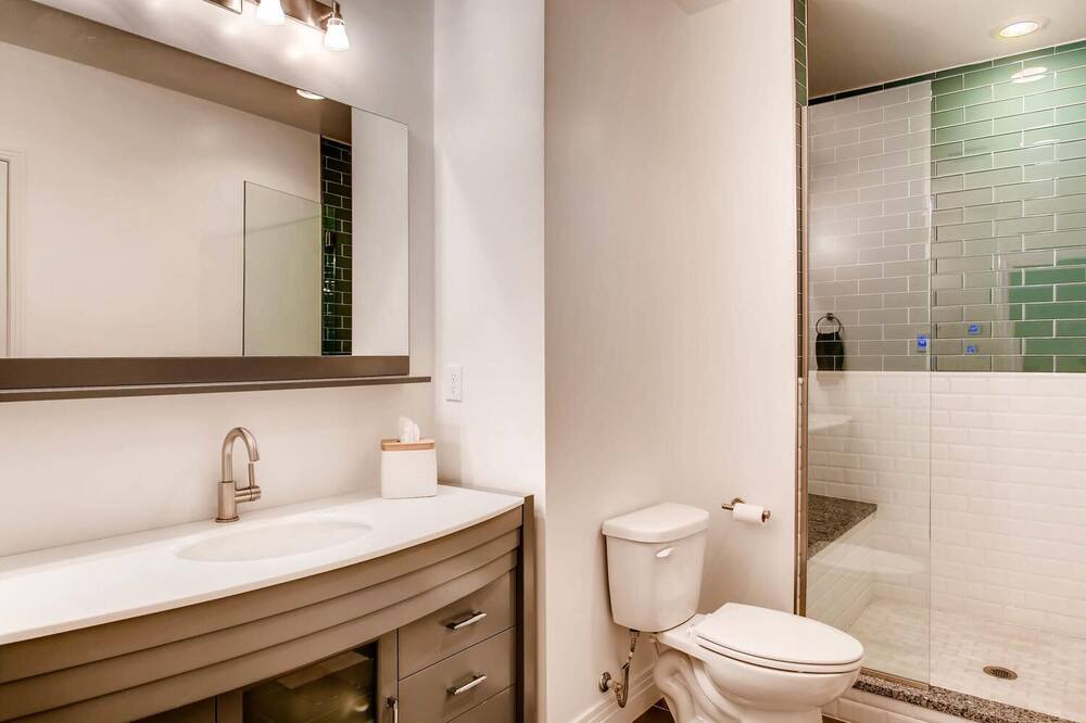 Photo of Bathroom in University Park