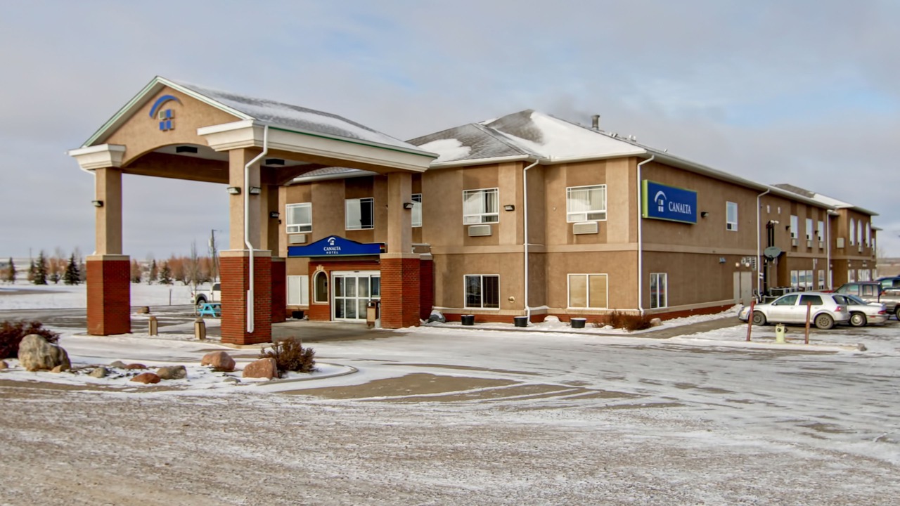 Photo of Outdoor in Oyen