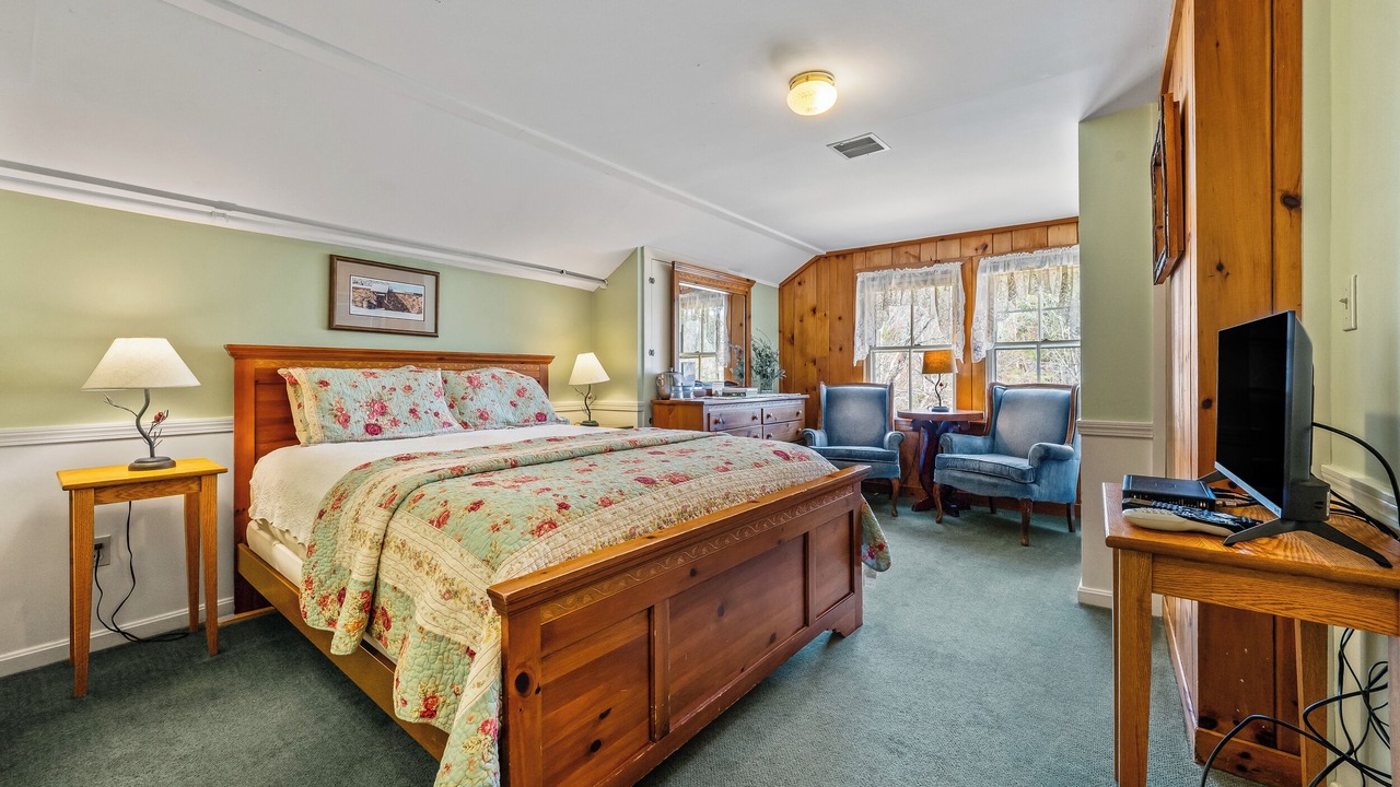 Photo of Bedroom in Jackson