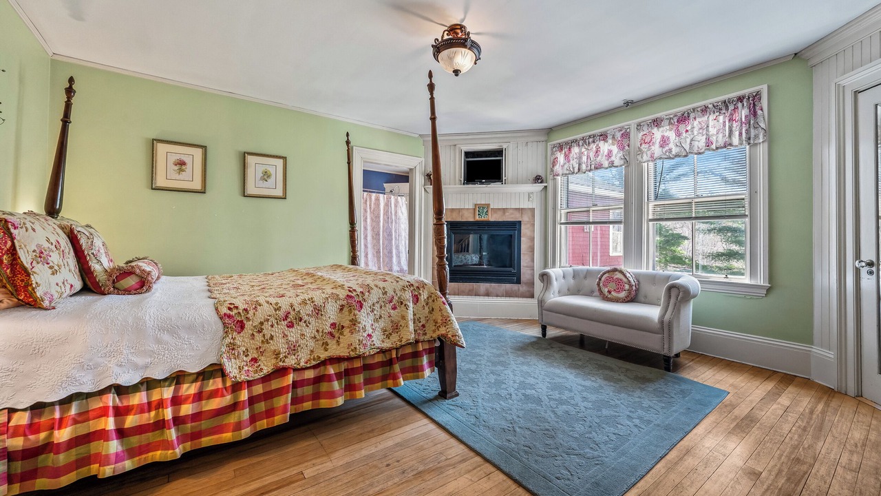 Photo of Bedroom in Jackson