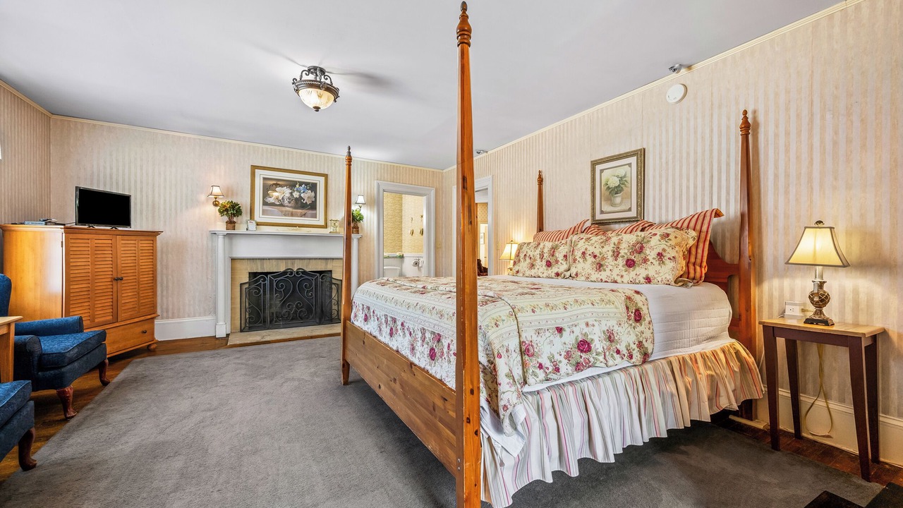 Photo of Bedroom in Jackson