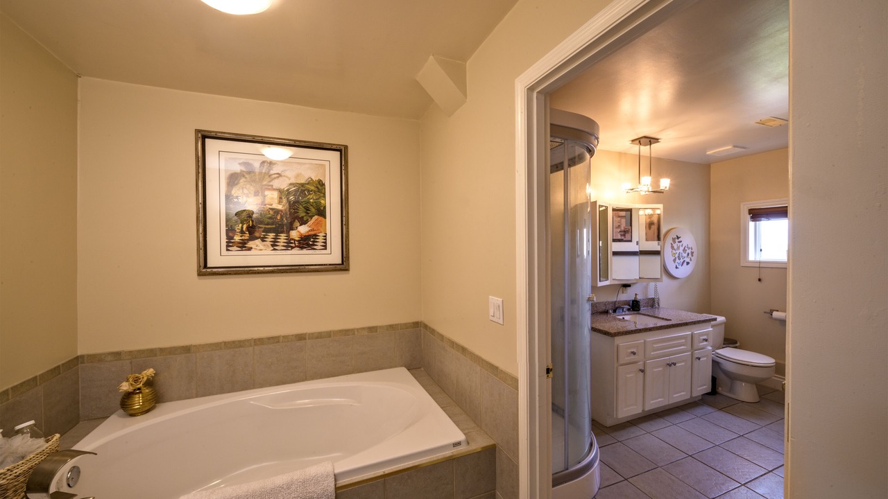 Photo of Bathroom in Okanagan-Similkameen