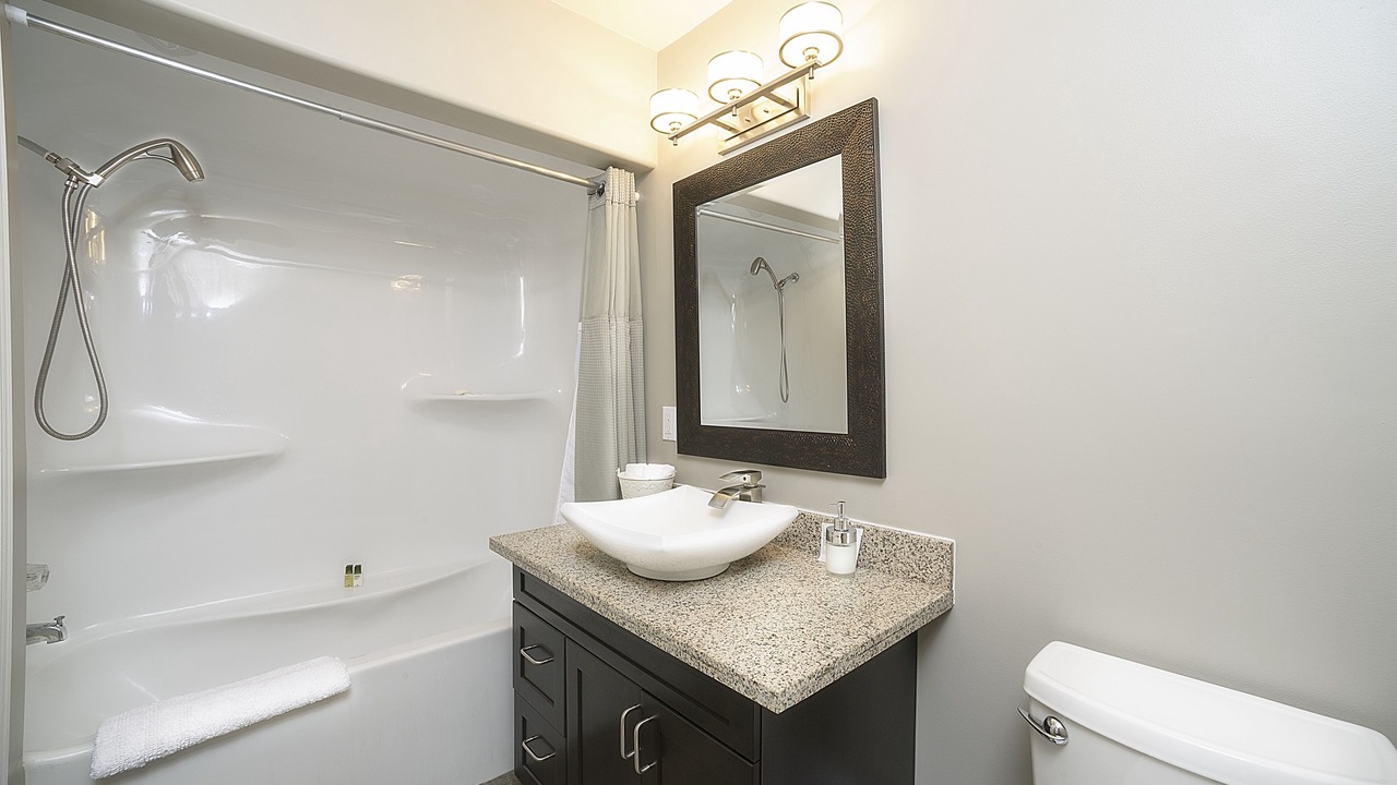 Photo of Bathroom in Okanagan-Similkameen