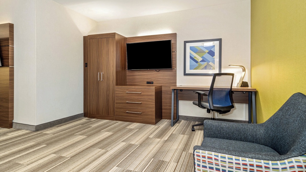 Photo of Bedroom in Medicine Hat