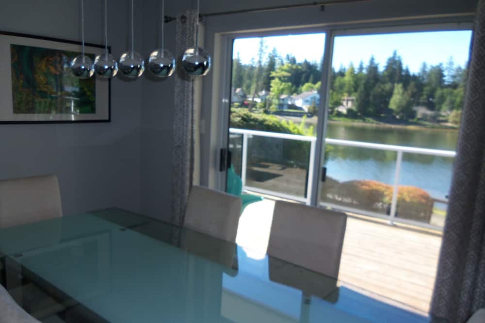 Photo of Bedroom in East Porpoise Bay