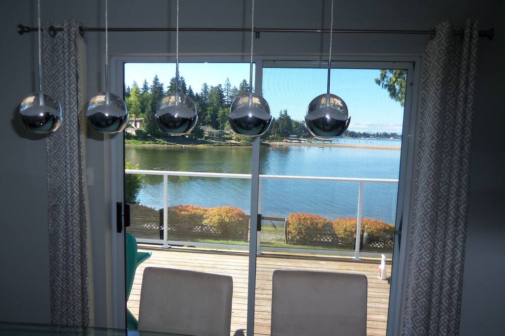 Photo of Others in East Porpoise Bay
