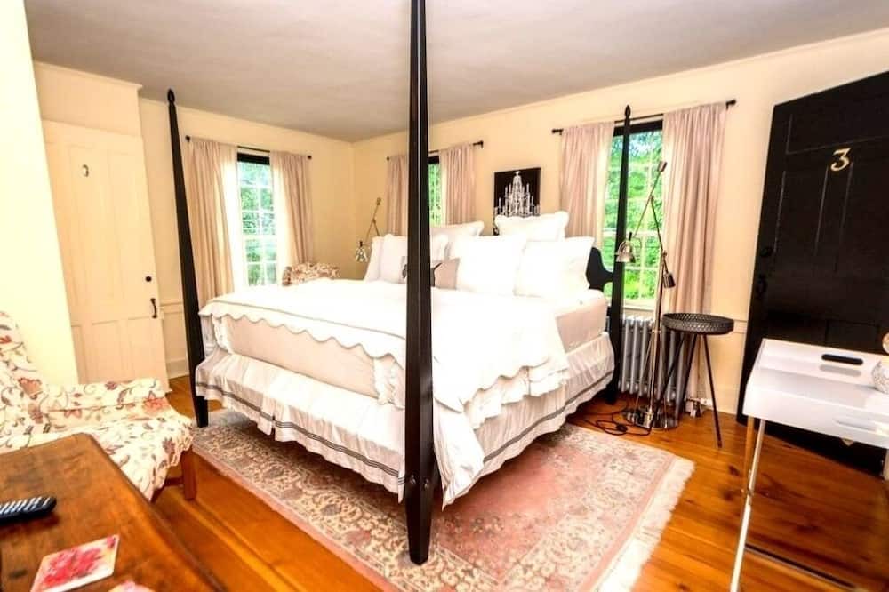 Photo of Bedroom in Queensbury