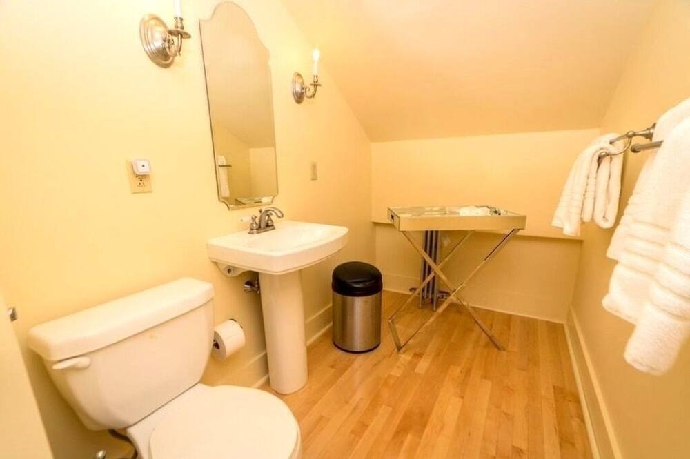 Photo of Bathroom in Queensbury