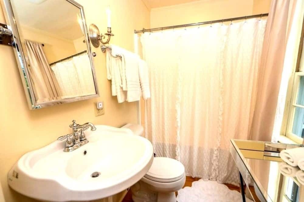 Photo of Bathroom in Queensbury