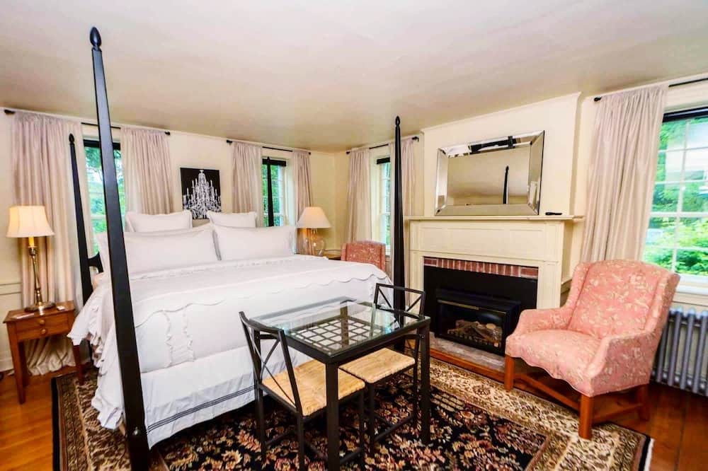 Photo of Bedroom in Queensbury