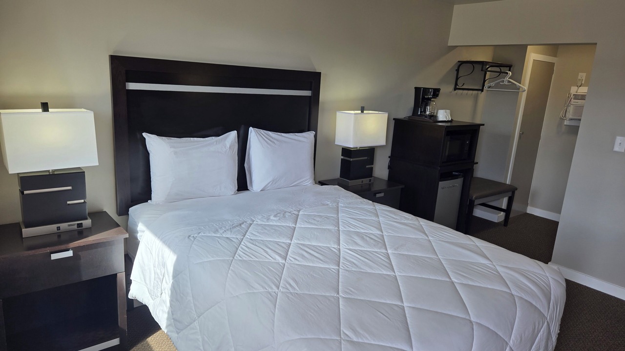 Photo of Bedroom in Fort Macleod