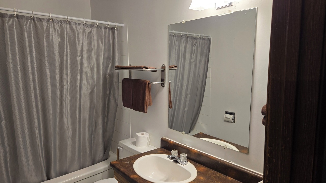 Photo of Bathroom in Fort Macleod