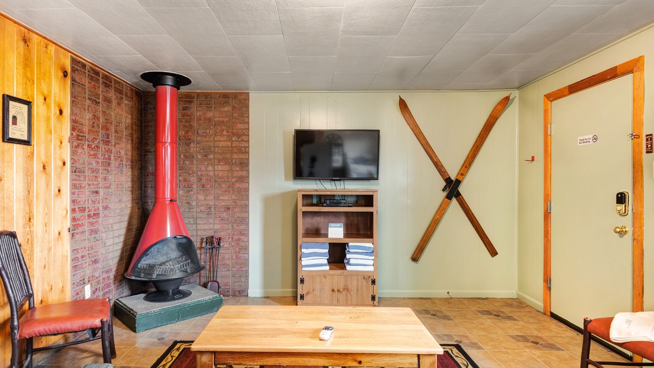 Photo of Livingroom in South Fork