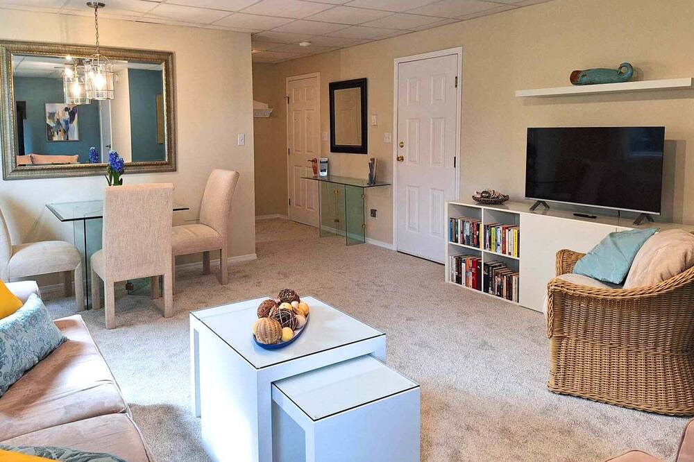Photo of Livingroom in Cowichan Bay