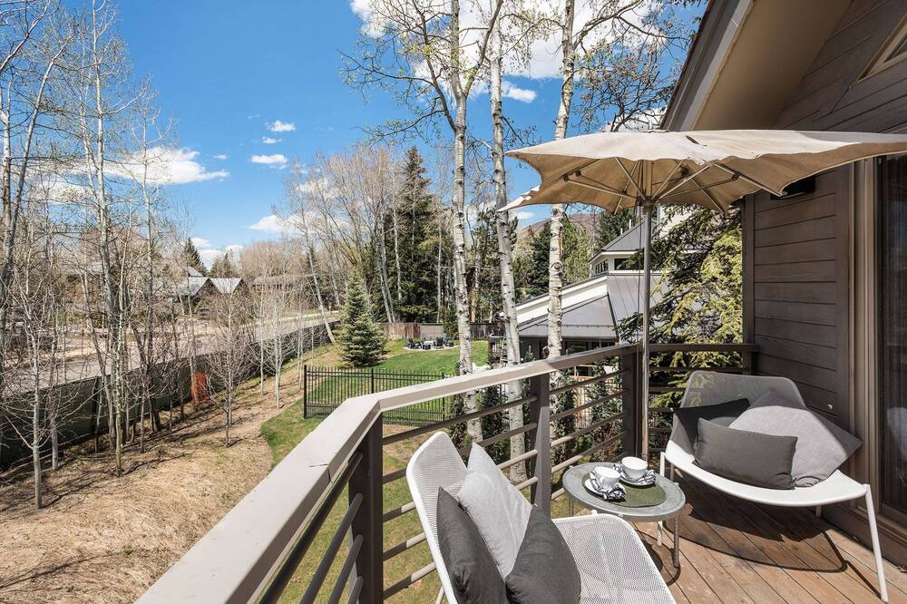 Photo of Others in Aspen