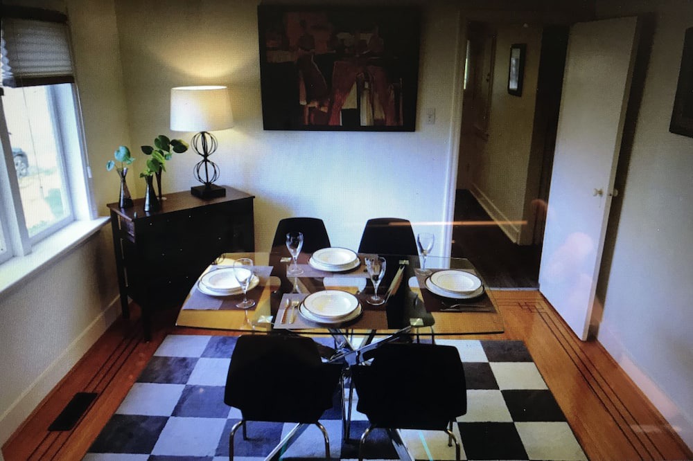 Photo of Livingroom in Dunbar