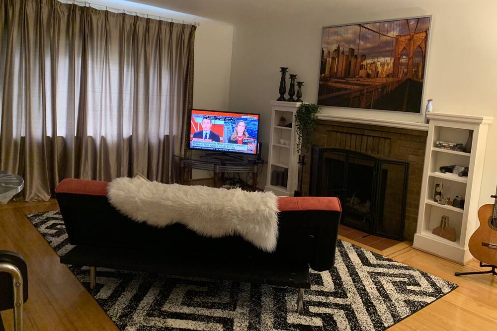 Photo of Livingroom in Dunbar