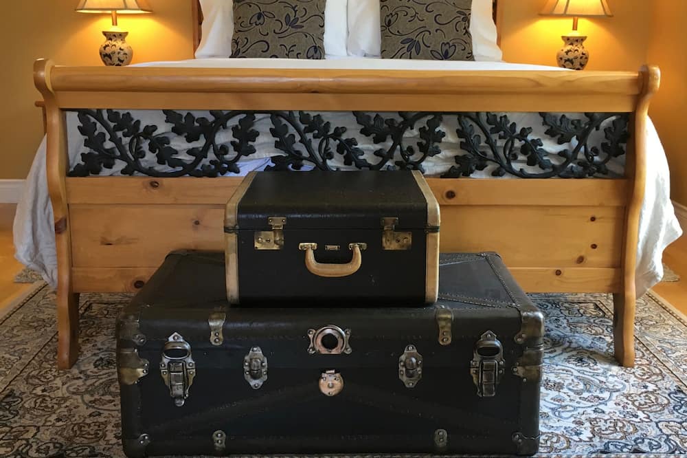 Photo of Bedroom in Okanagan-Similkameen