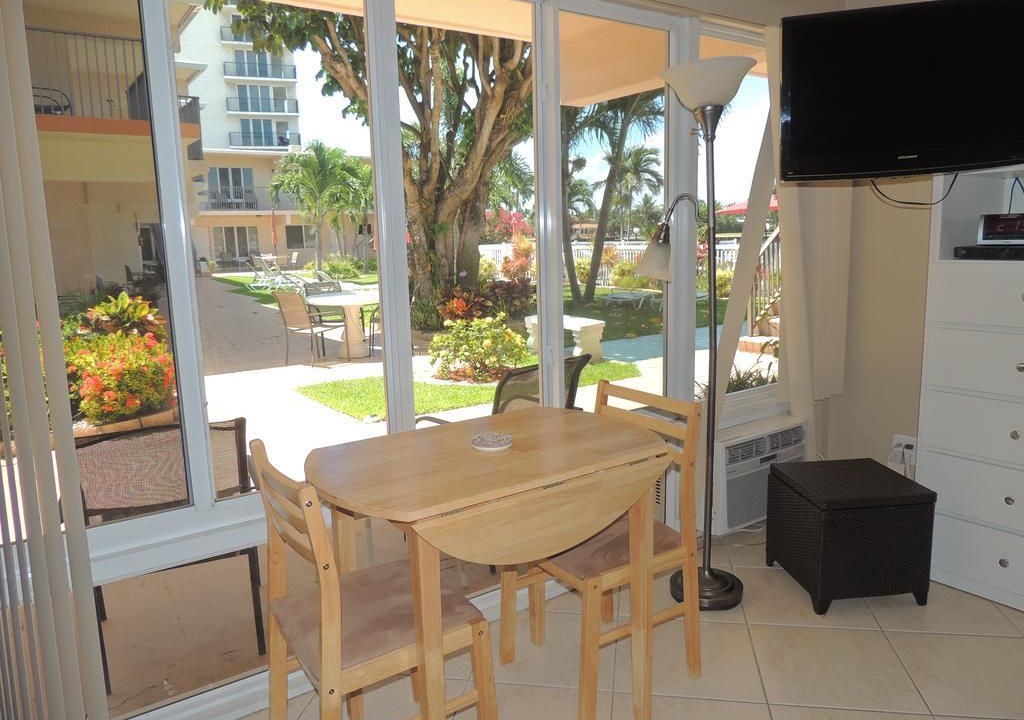 Photo of Bedroom in Pompano Beach