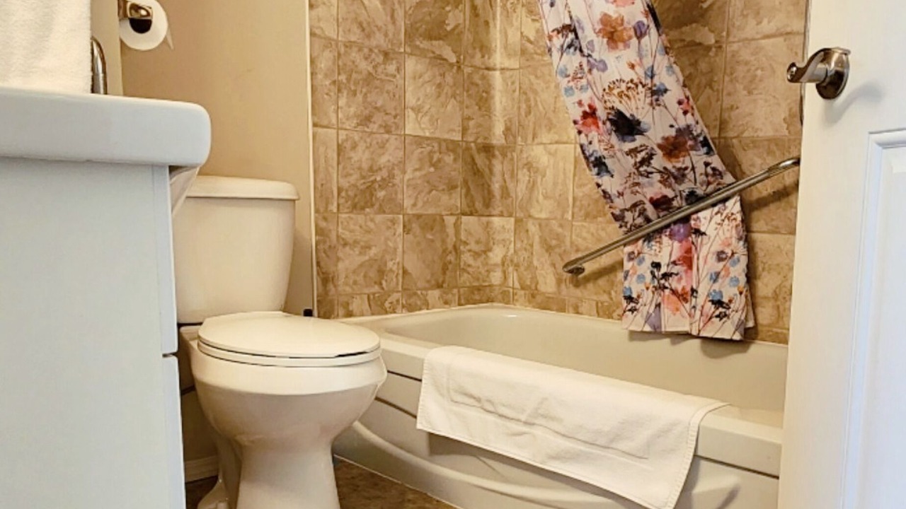 Photo of Bathroom in Medicine Hat