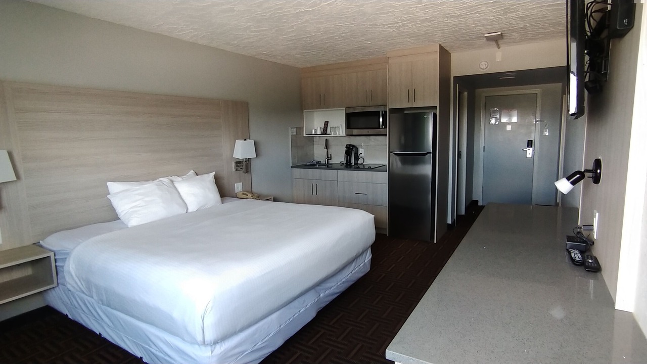 Photo of Bedroom in Medicine Hat