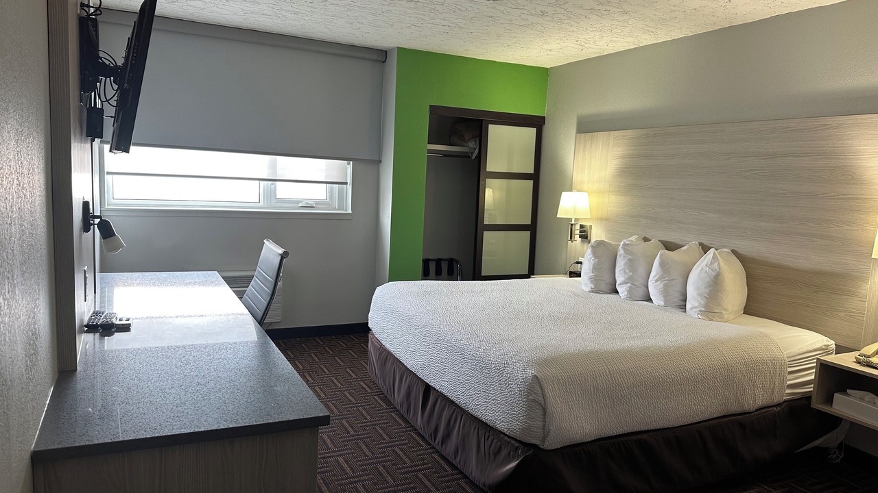 Photo of Bedroom in Medicine Hat