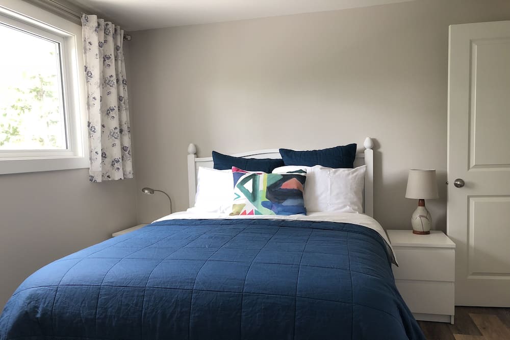 Photo of Bedroom in Okanagan-Similkameen