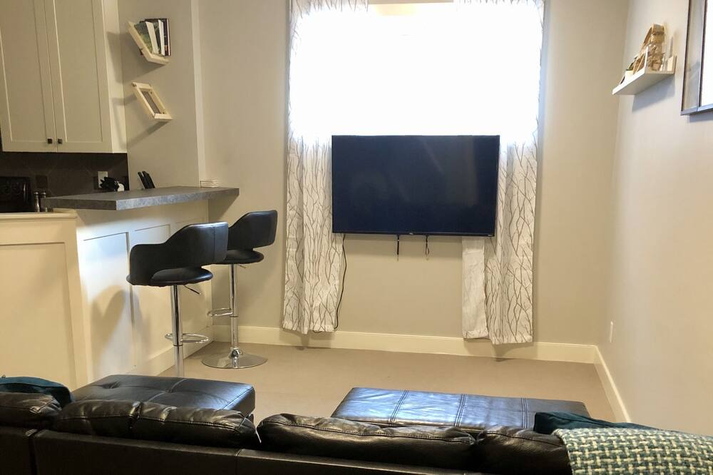 Photo of Livingroom in Red Deer