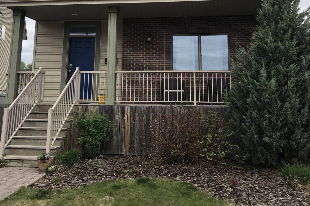 Photo of Outdoor in Red Deer