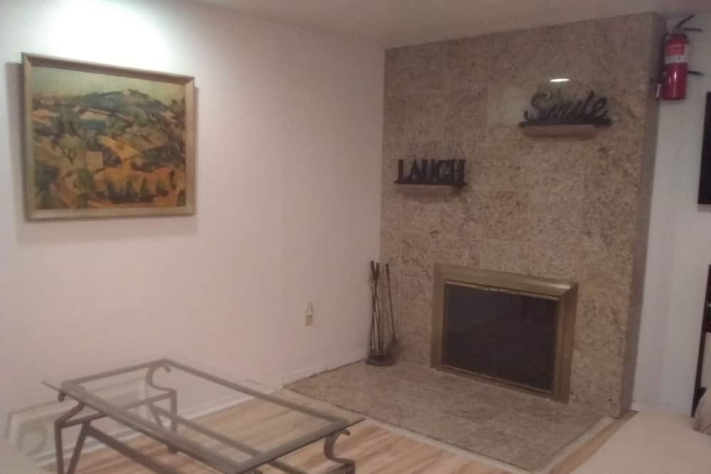 Photo of Bedroom in North Aurora