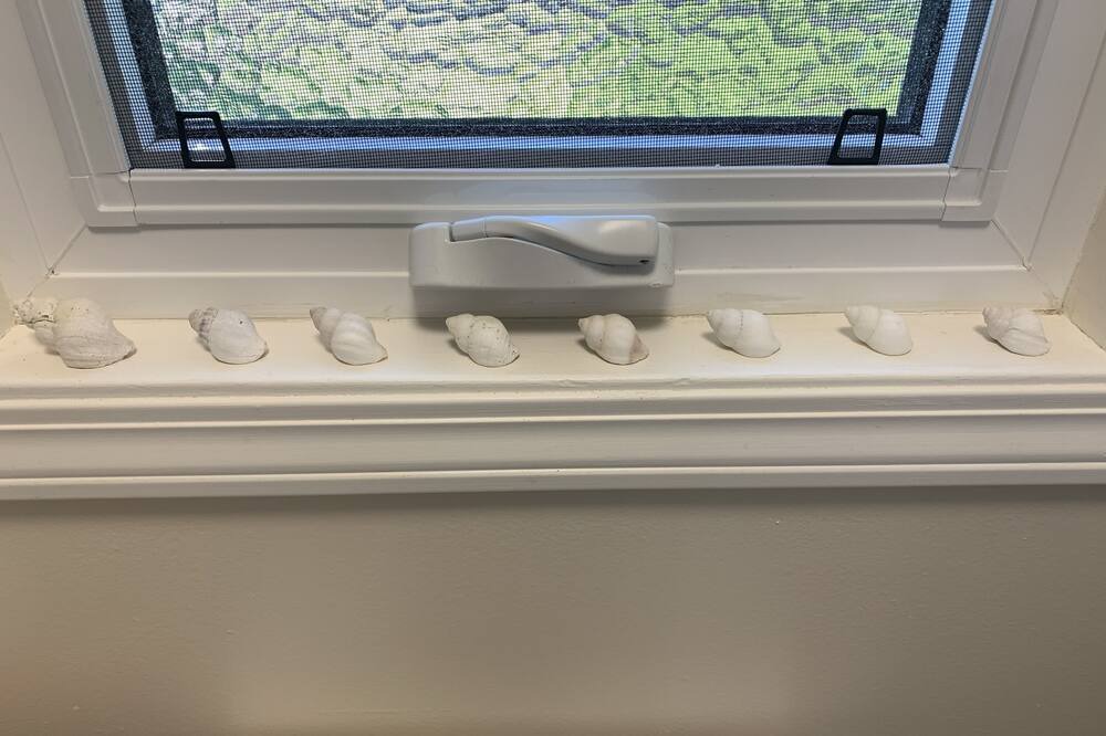 Photo of Bedroom in Courtenay