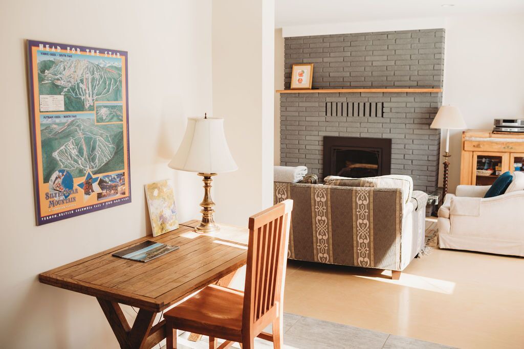 Photo of Livingroom in Vernon