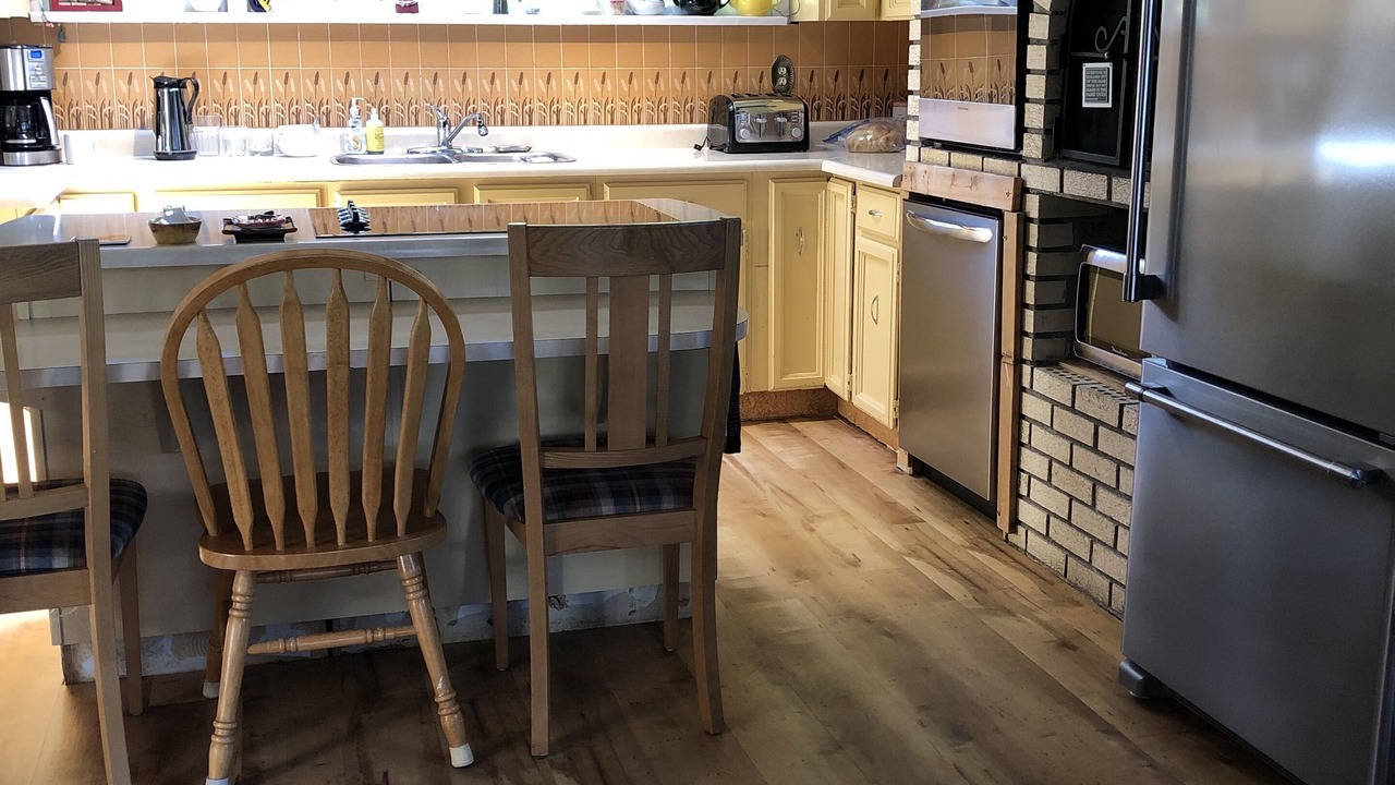 Photo of Kitchen in Okanagan-Similkameen