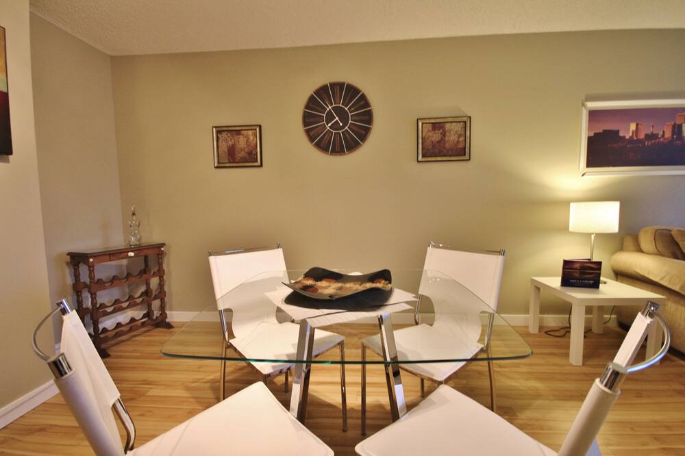 Photo of Livingroom in Connaught