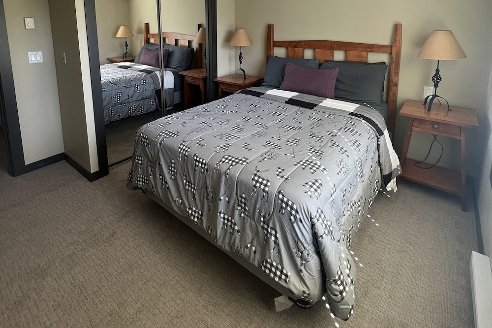 Photo of Bedroom in East Kootenay