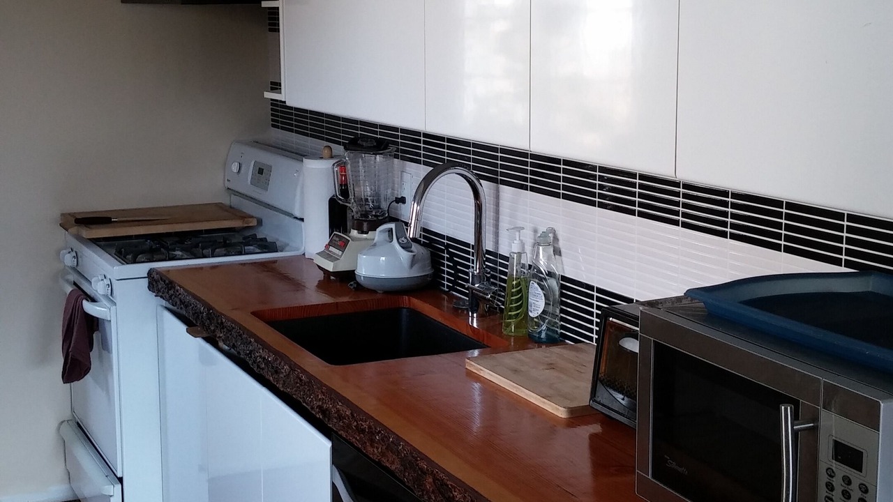 Photo of Kitchen in Lower Lonsdale